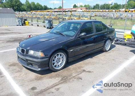 1997 BMW M3 z USA, uszkodzony, nr VIN WBSCD0323VEE11137